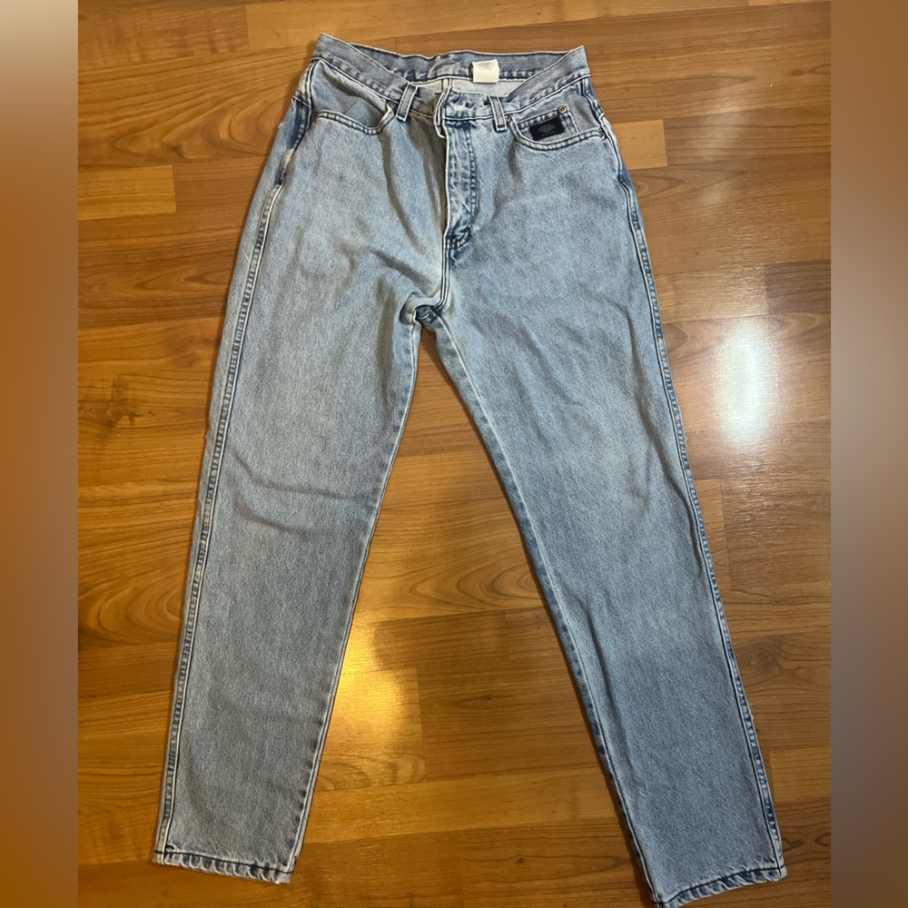Harley Davidson vintage Jeans, wear and tear holes, size 6
